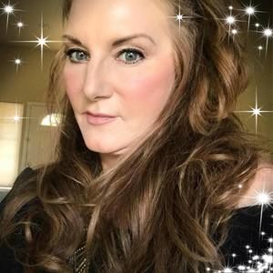 Meet your Posher, Carolyn